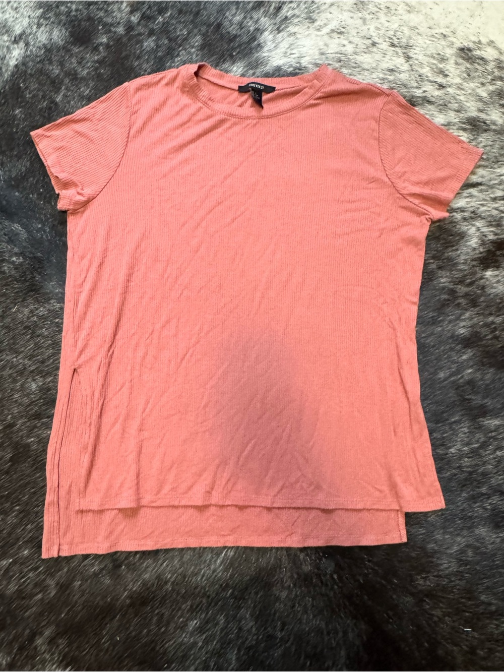 Forever 21 T-Shirt